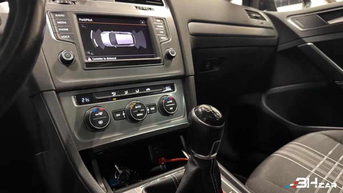 Aperçu indisponible de Volkswagen Golf