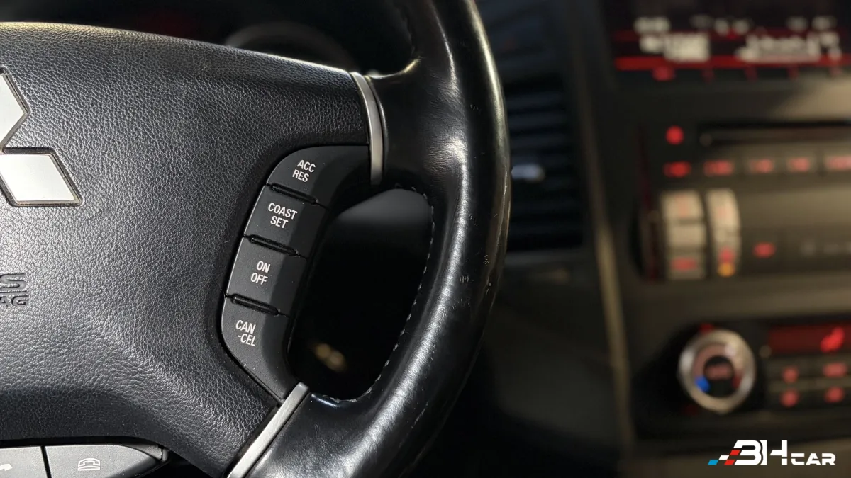Mitsubishi Pajero - photo 21