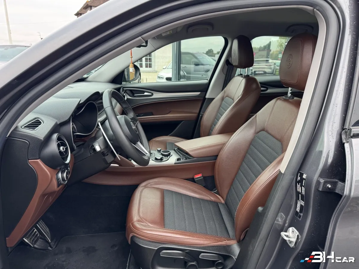 Alfa Romeo Stelvio - photo 11