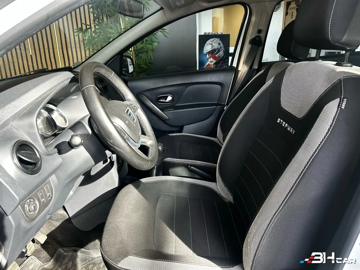 Dacia Logan - photo 10