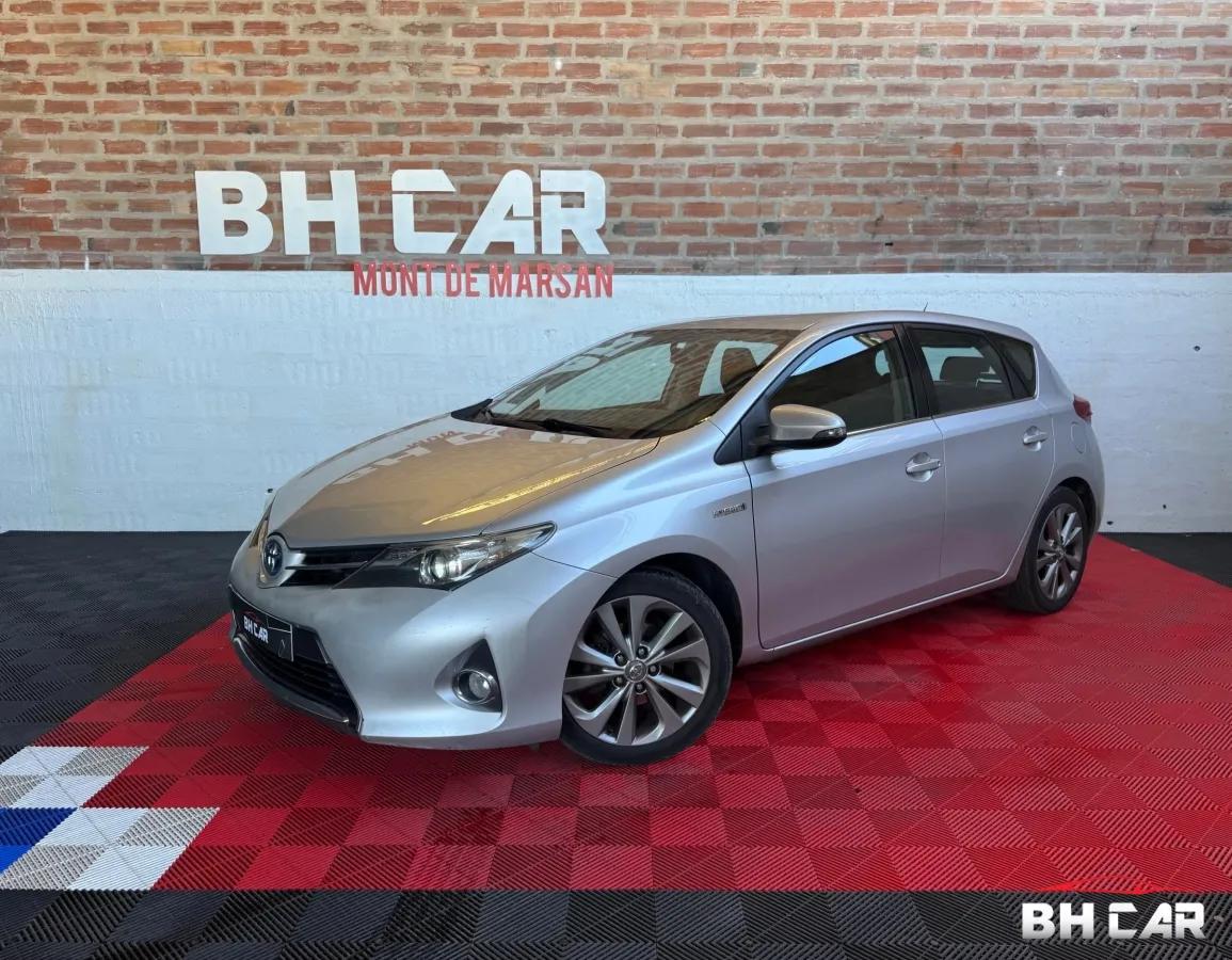 Image: Toyota Auris 1.8 HSD 136H 100 FULL-HYBRID EXECUTIVE BVA