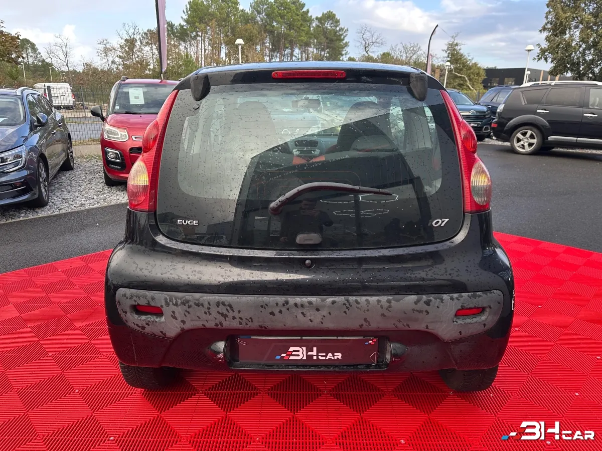 Peugeot 107 - photo 5