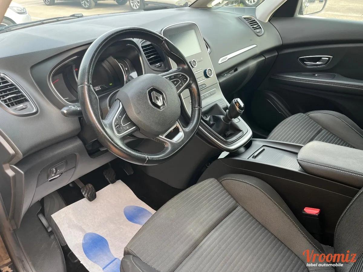 RENAULT SCENIC IV 1.5 dCi 110 CH