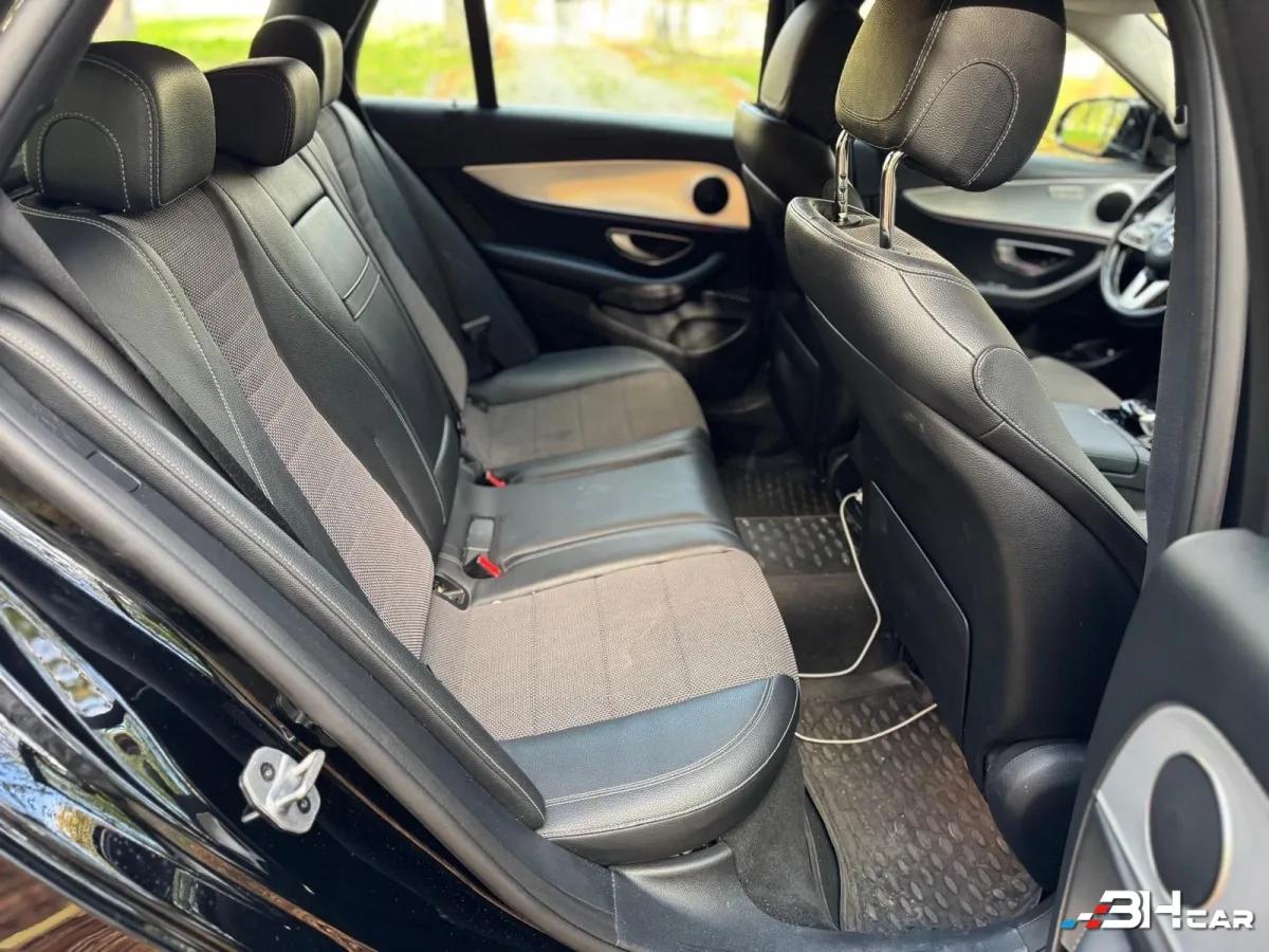 Aperçu indisponible de Mercedes-Benz Classe E