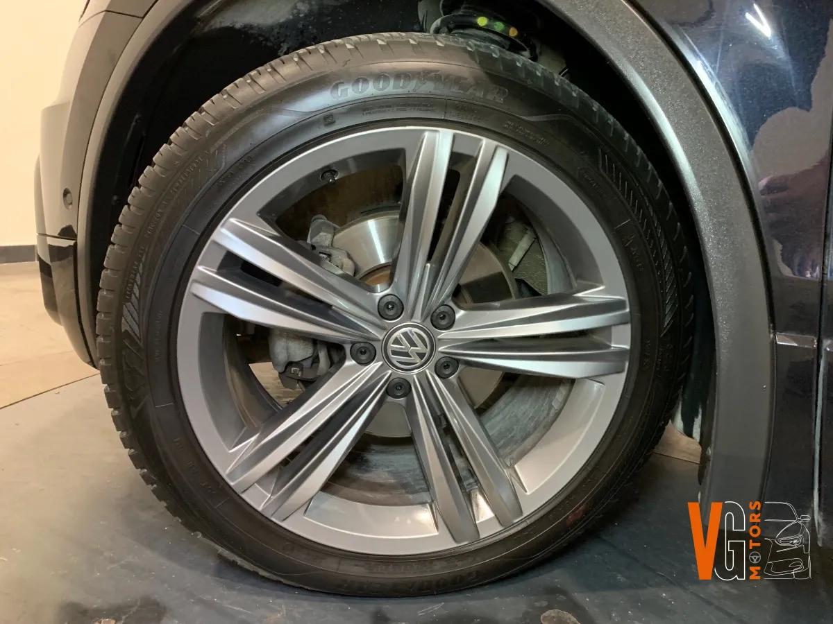 Volkswagen Tiguan 2.0 TDI 150 BLUEMOTION CARAT DSG BVA