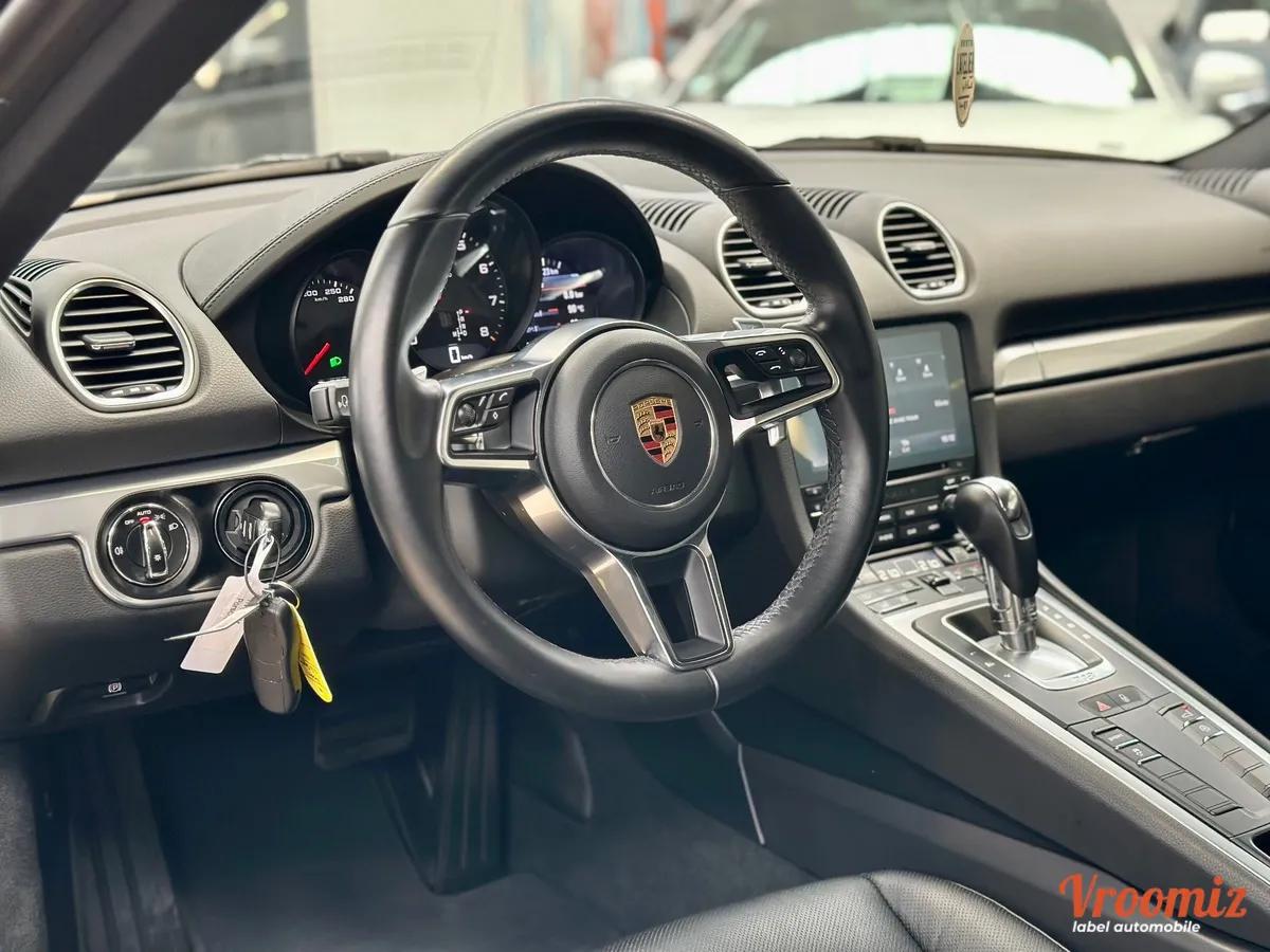 Porsche 718 Cayman 