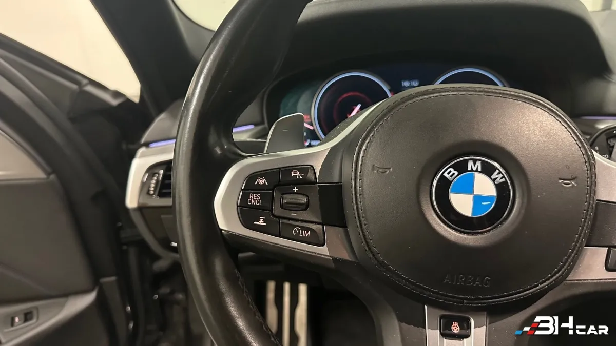 Bmw M550 - photo 15