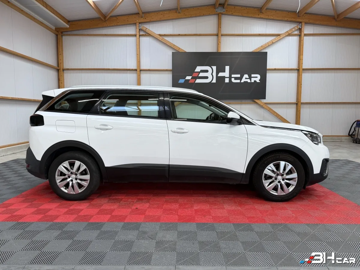 Peugeot 5008 - photo 8