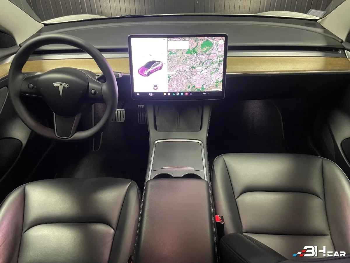 Tesla Model-3 - photo 11
