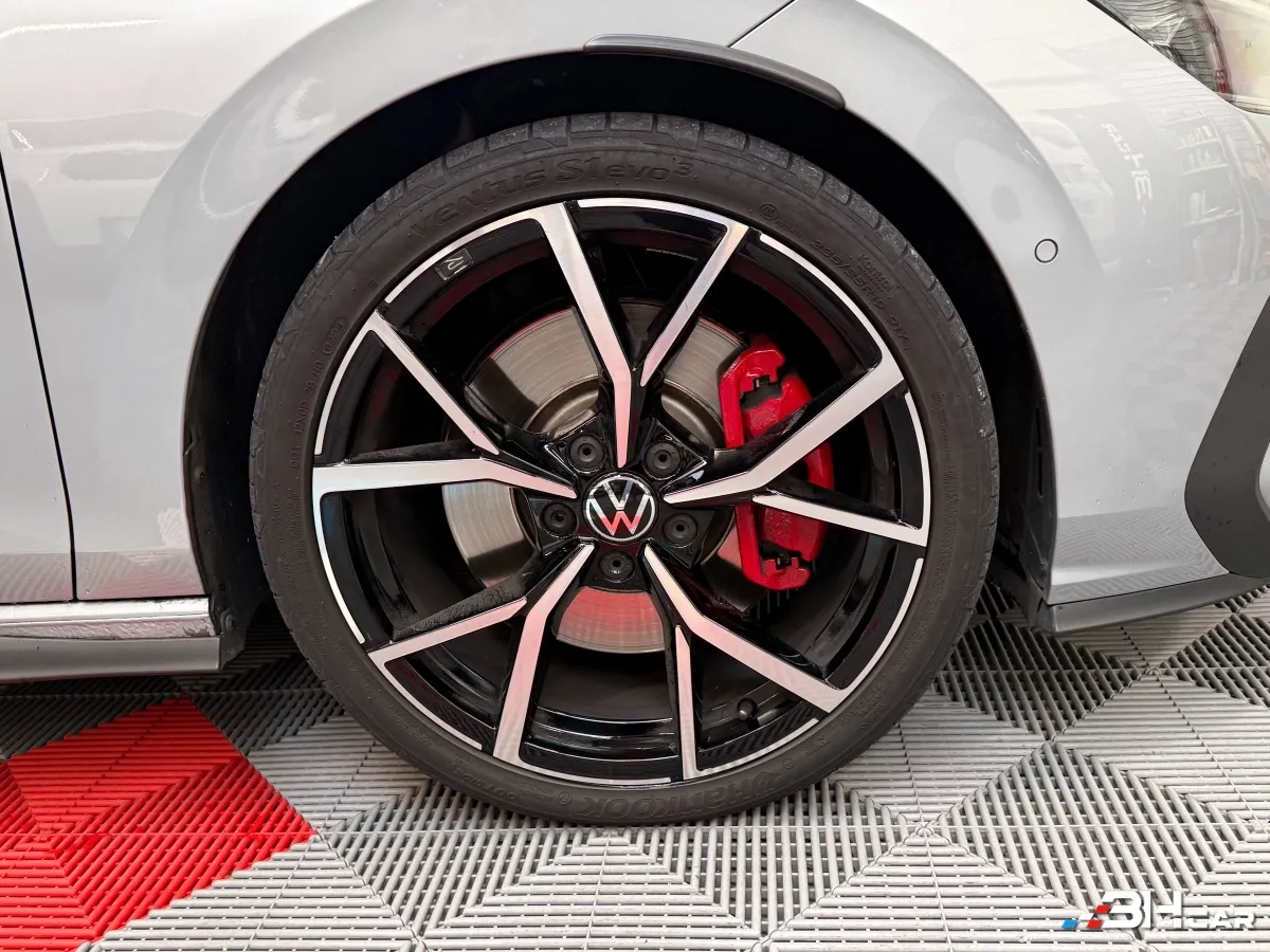 Volkswagen Golf - photo 29