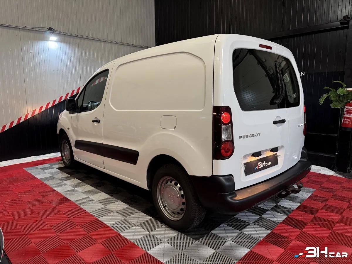 Aperçu indisponible de Peugeot PARTNER VU