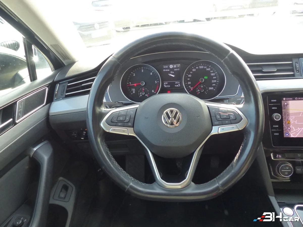 Volkswagen Passat - photo 20