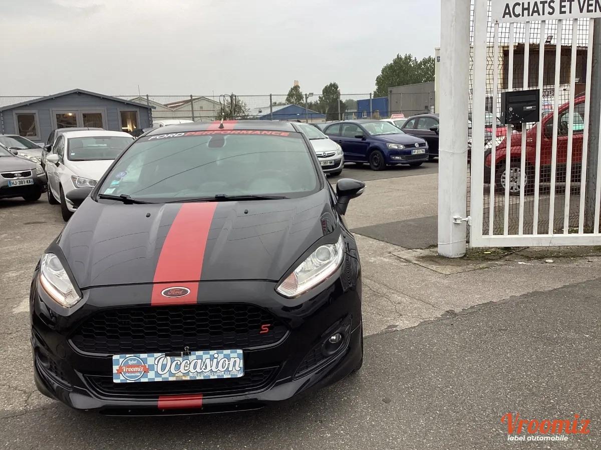 Ford Fiesta 1.0 SCTI 100 VIGNALE BLACK