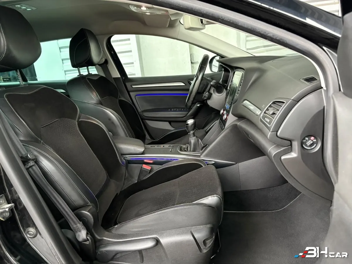 Renault Megane - photo 9