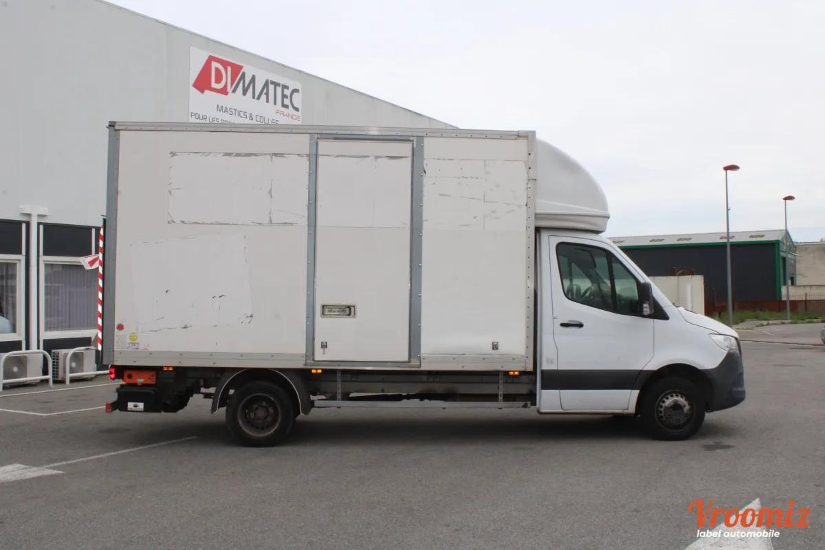 MERCEDES-BENZ SPRINTER 5-t Camion plate-forme hayon / Châssis 514 CDI 143cv - Garantie 12 Mois