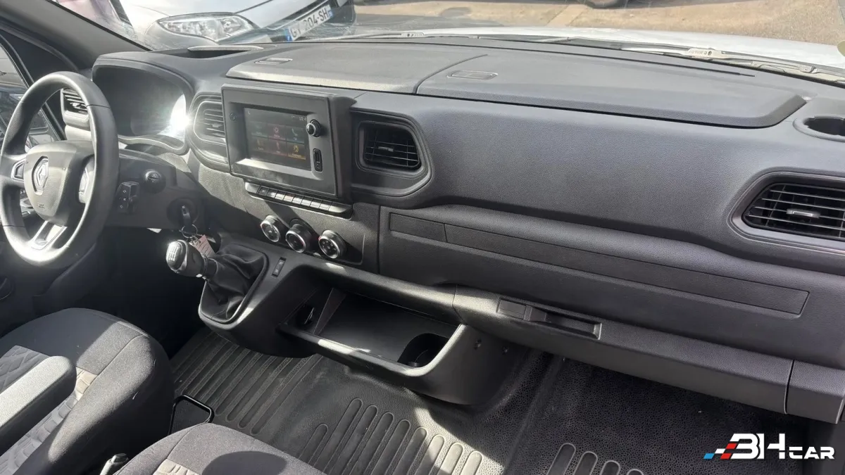 Renault Master Vu - photo 11