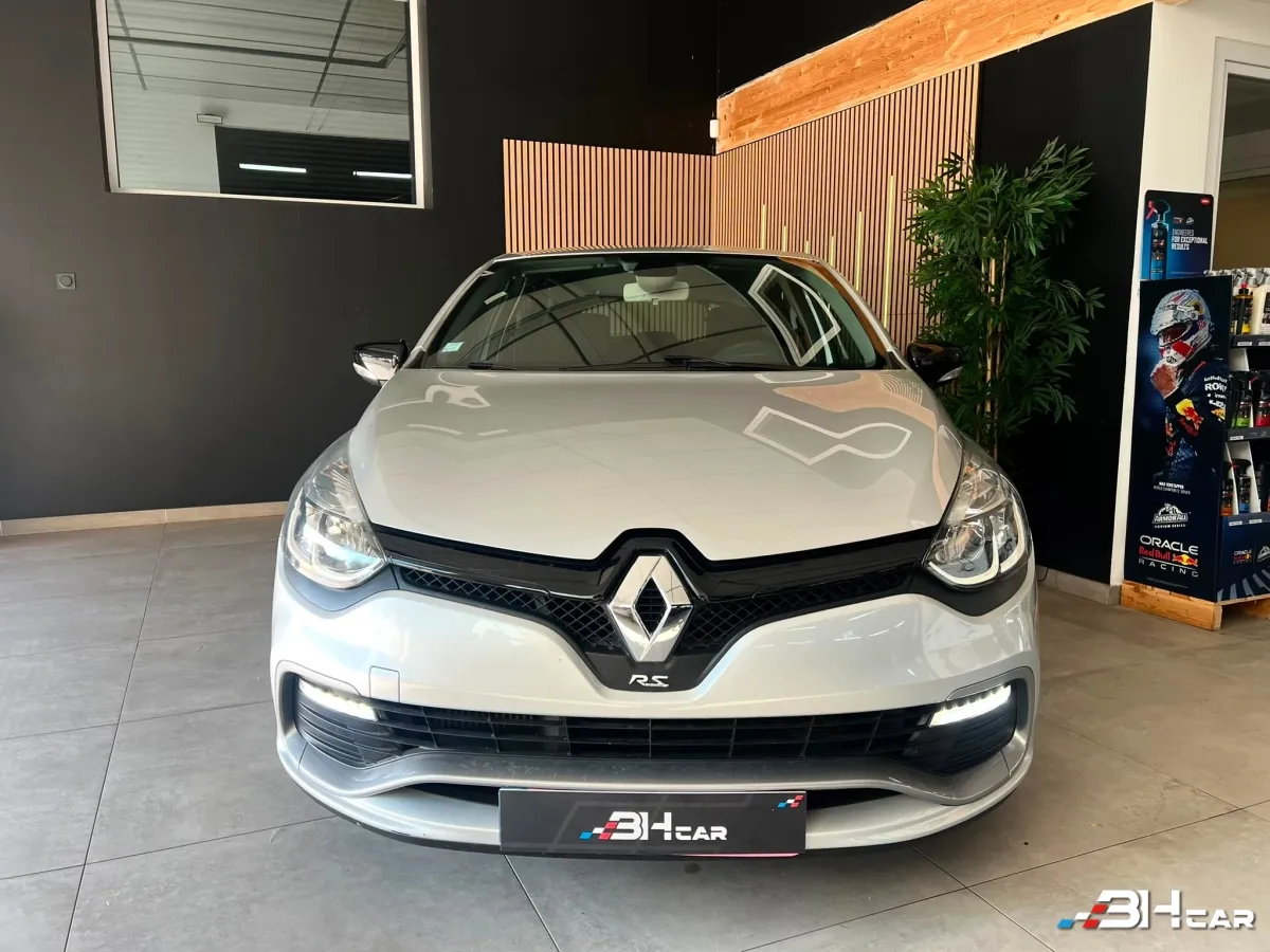 Renault Clio - photo 2