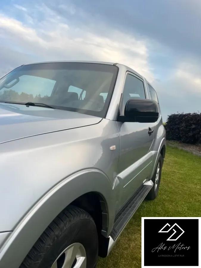 Mitsubishi Pajero 