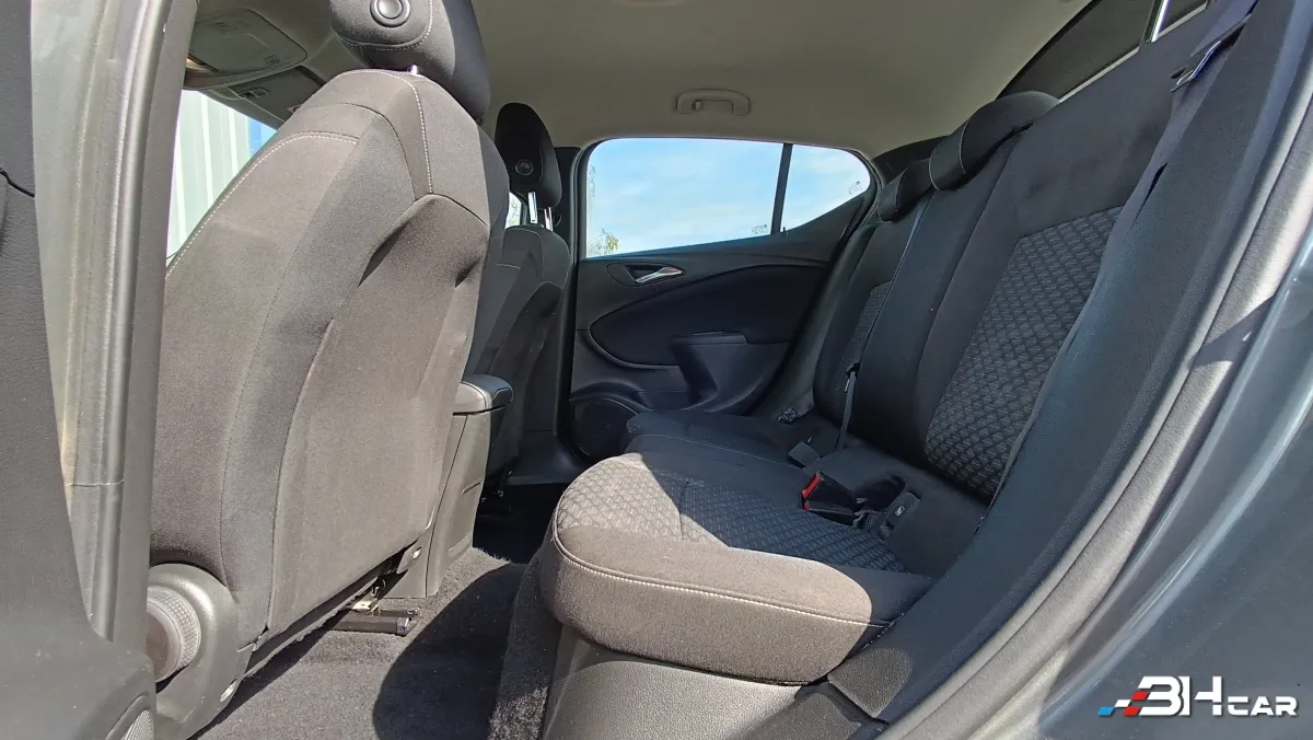 Opel Astra - photo 13