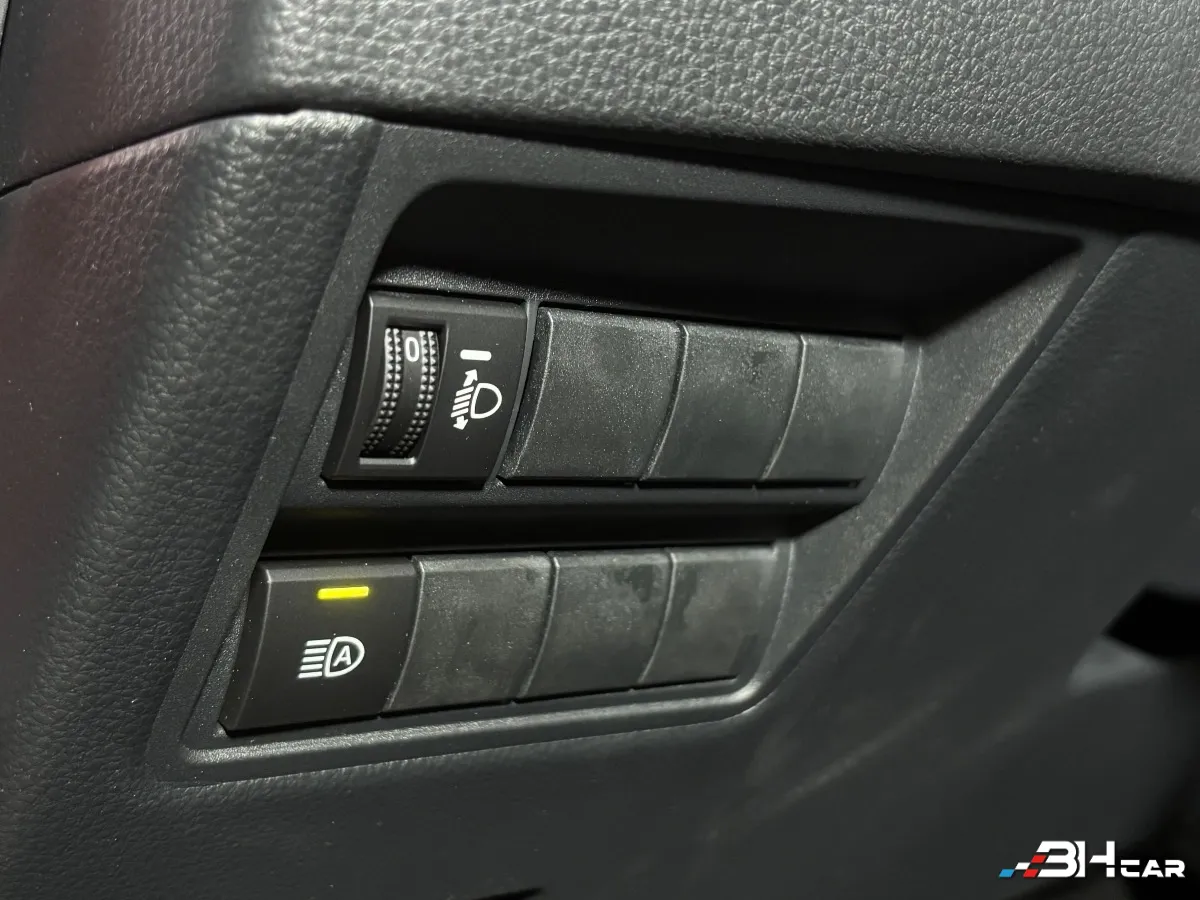 Toyota Yaris - photo 12
