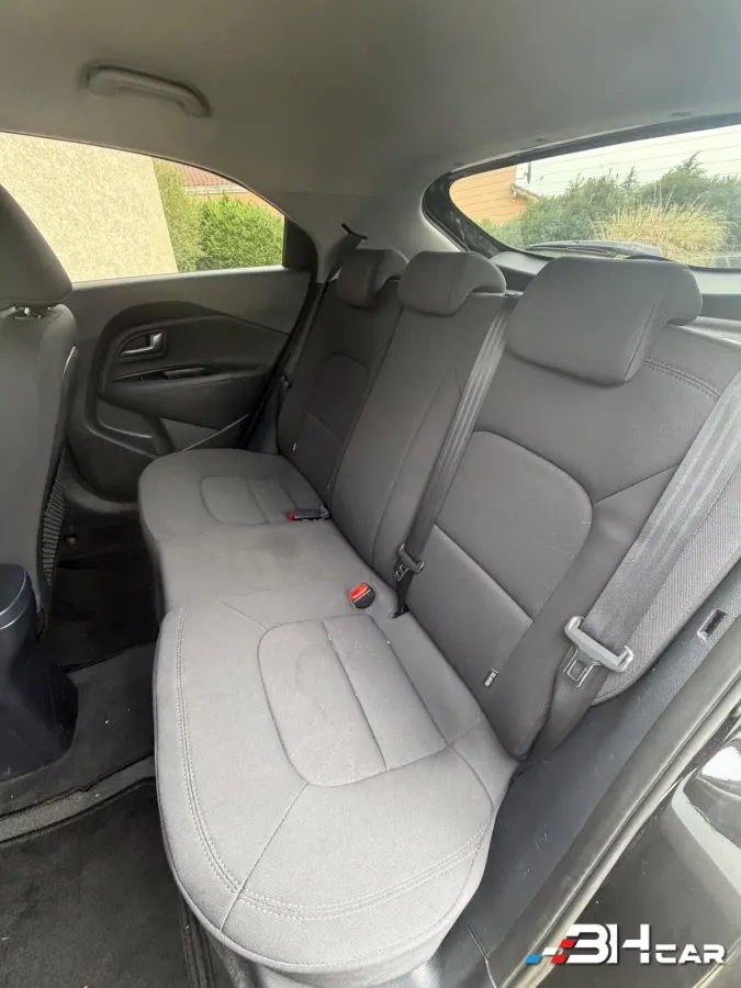Kia Rio - photo 13