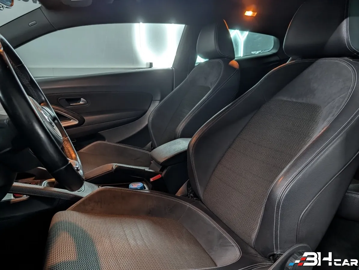 Volkswagen Scirocco - photo 11