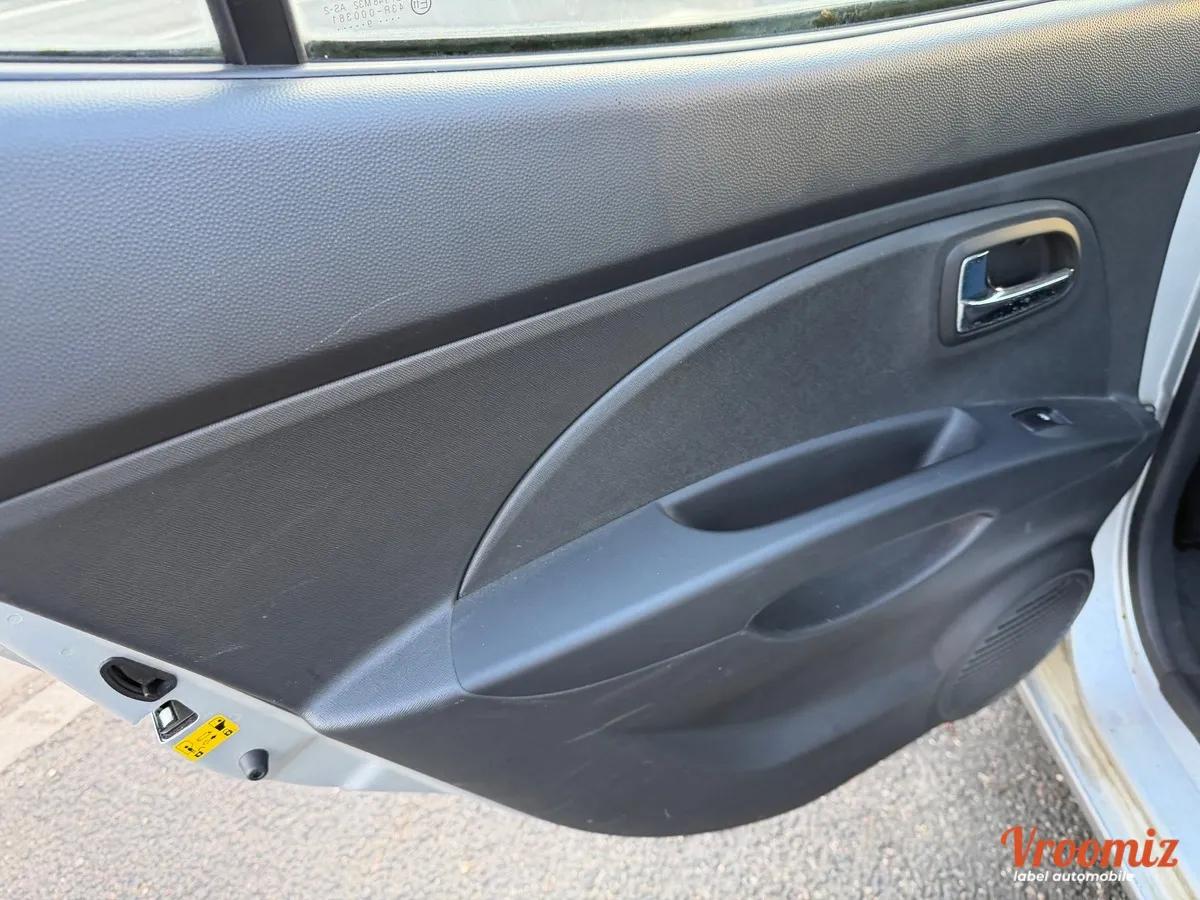 Kia Picanto 1.0  61 LX 5P