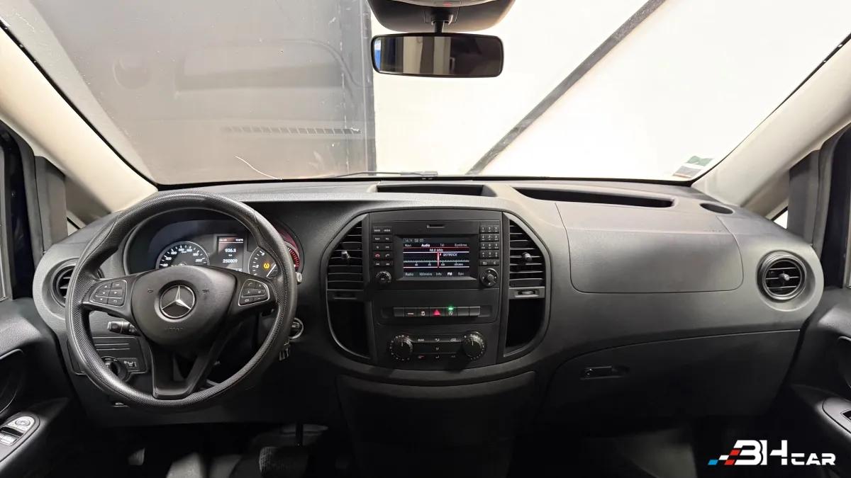 Aperçu indisponible de Mercedes-Benz Vito