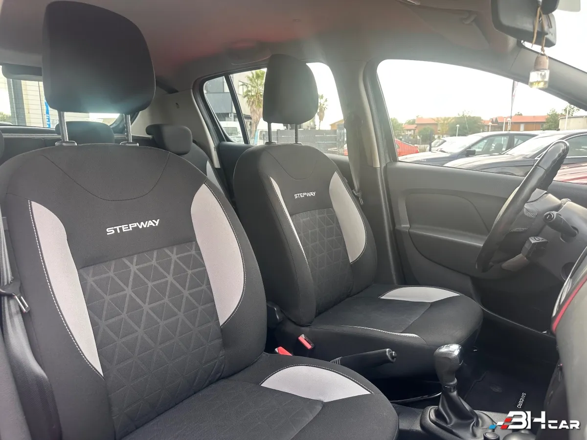 Dacia Sandero - photo 11
