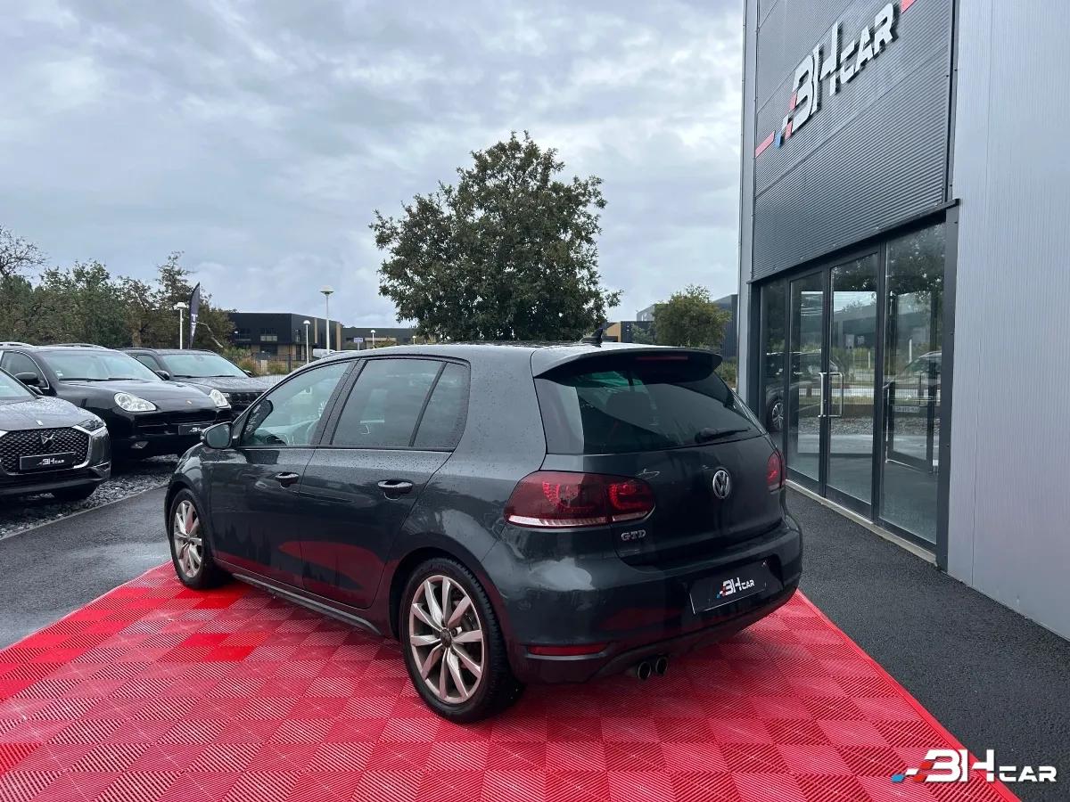Aperçu indisponible de Volkswagen Golf