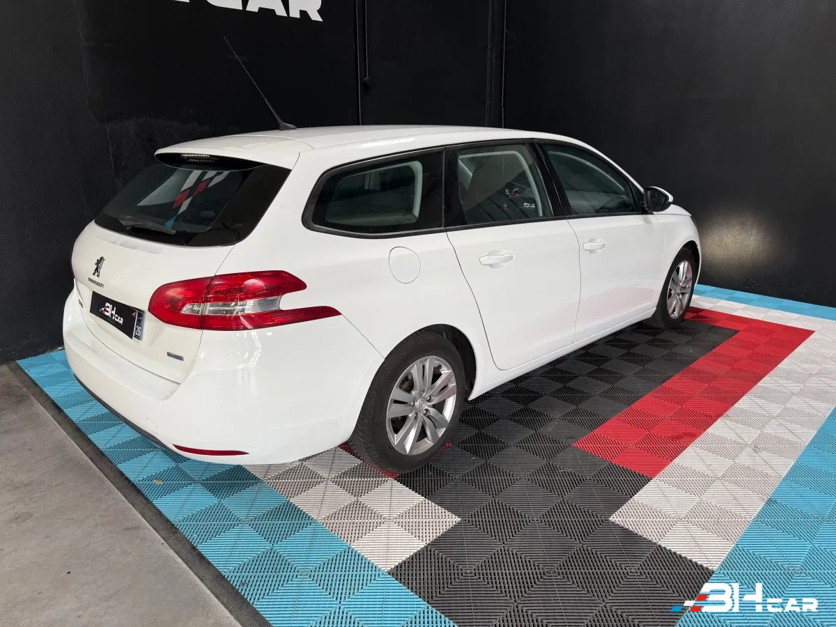 Peugeot 308 - photo 5