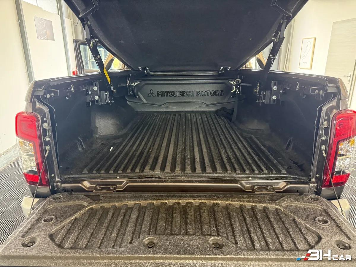Aperçu indisponible de Mitsubishi L200