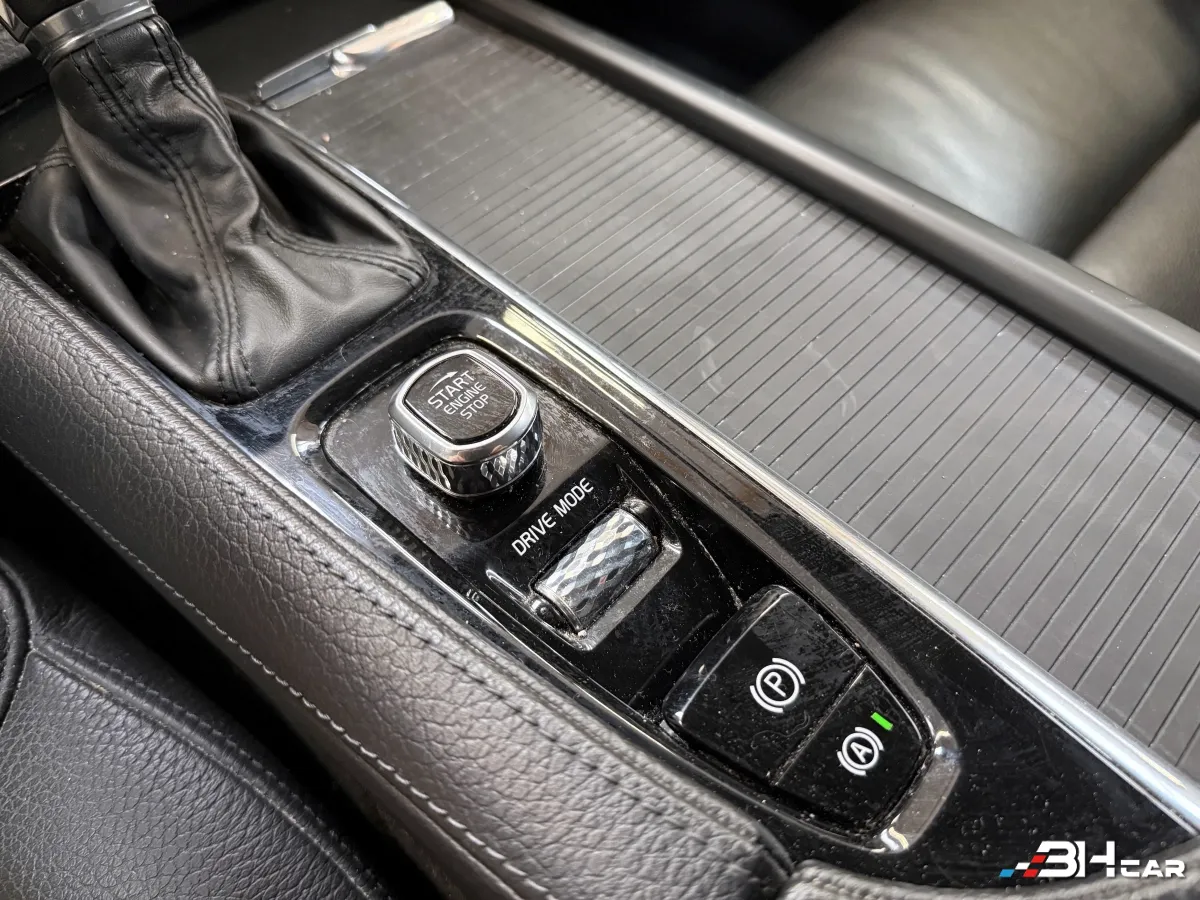 Volvo S90 - photo 22
