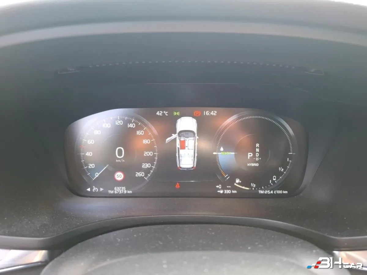 Volvo V60 - photo 8