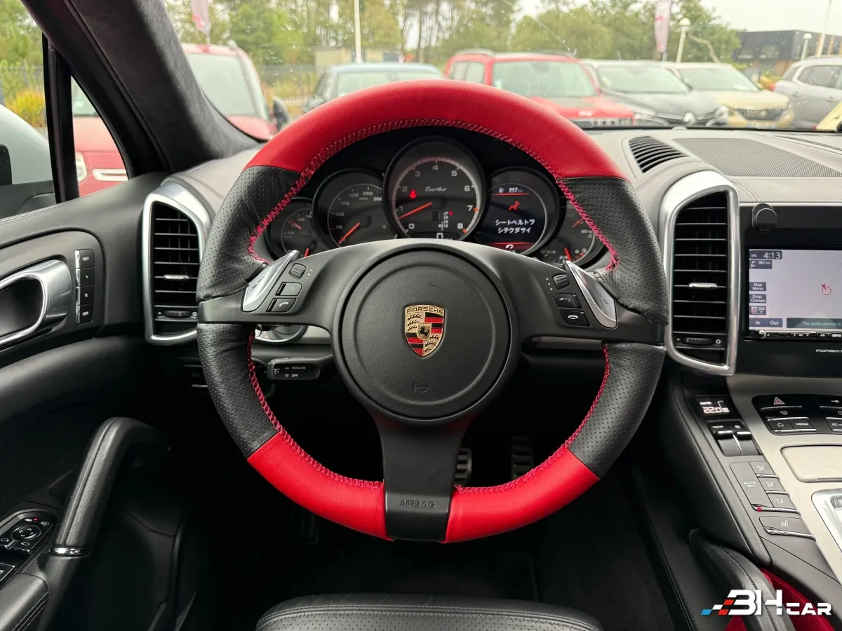 Porsche Cayenne - photo 11
