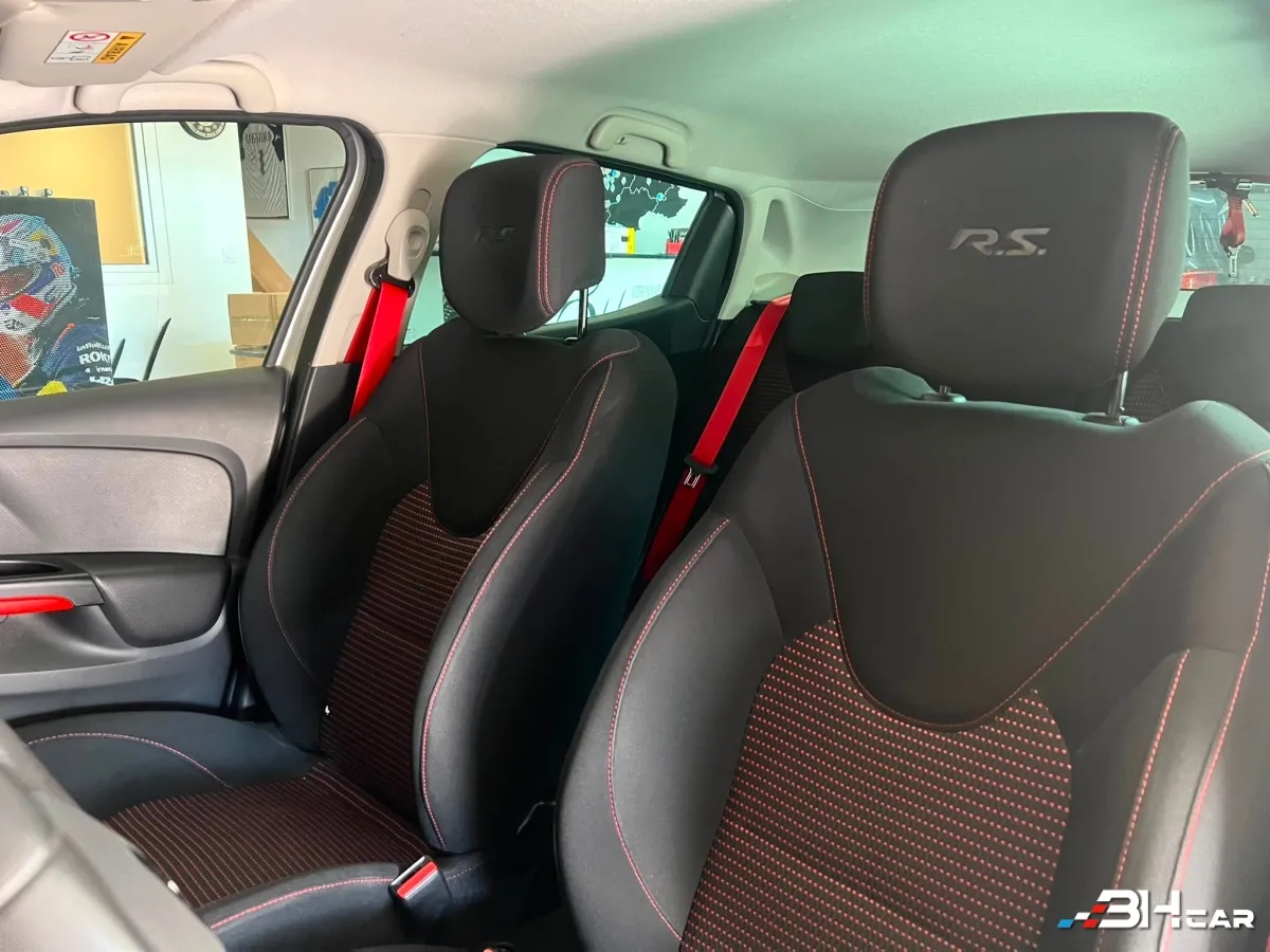Renault Clio - photo 15