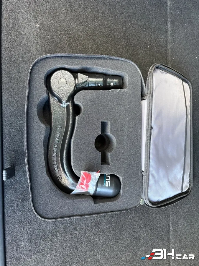 Tesla Model-x - photo 20