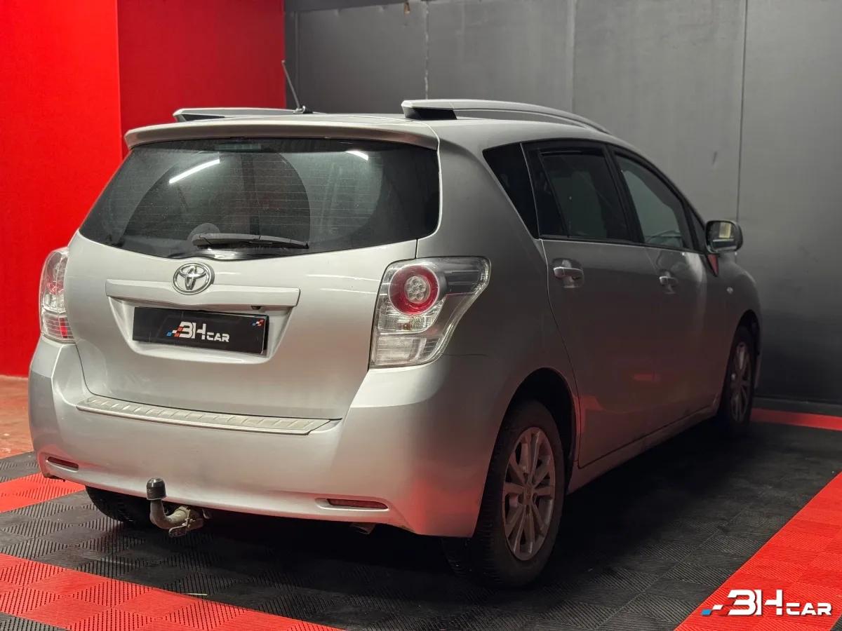 Aperçu indisponible de Toyota Verso