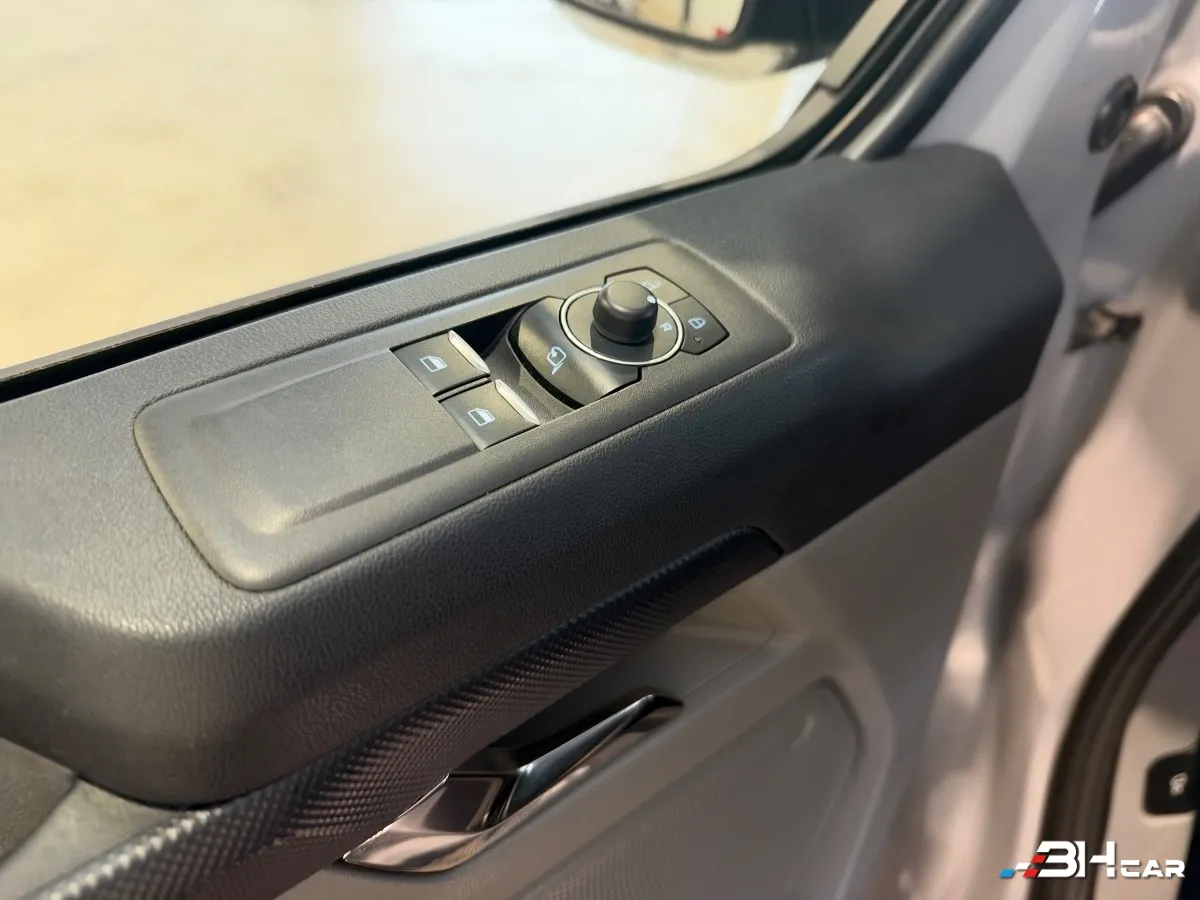 Ford Transit Custom Vu - photo 9