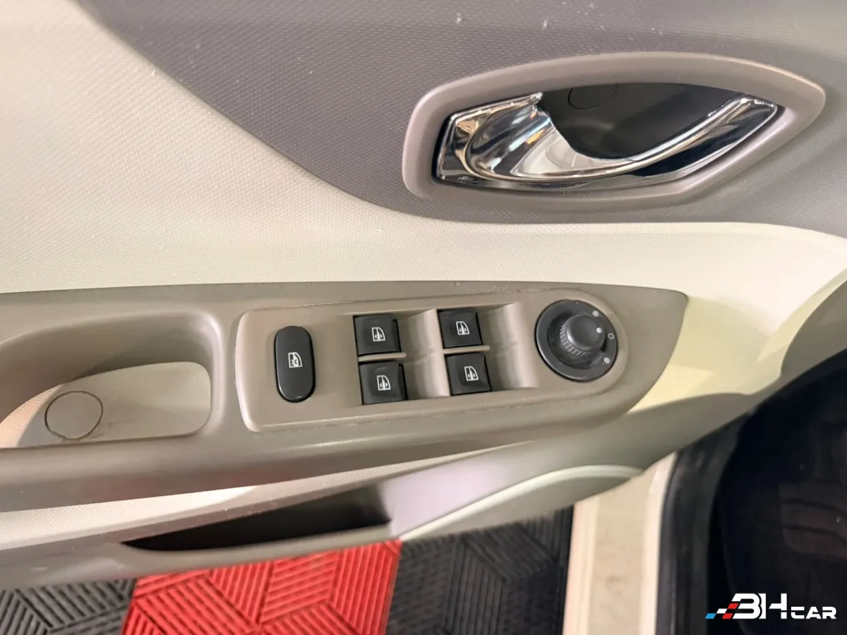 Renault Captur - photo 11