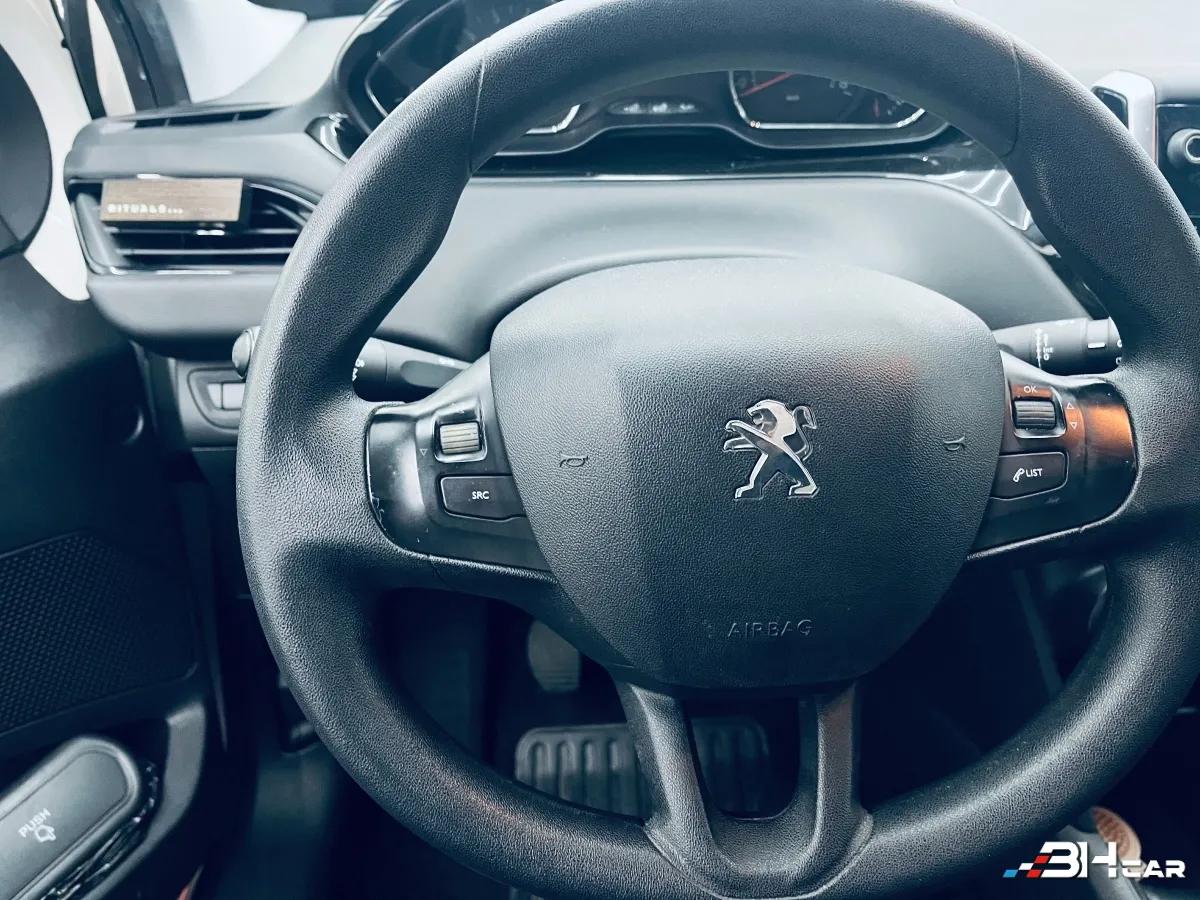 Aperçu indisponible de Peugeot 208