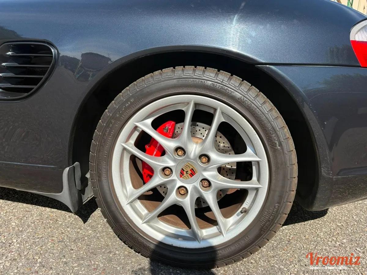 Porsche Boxster 