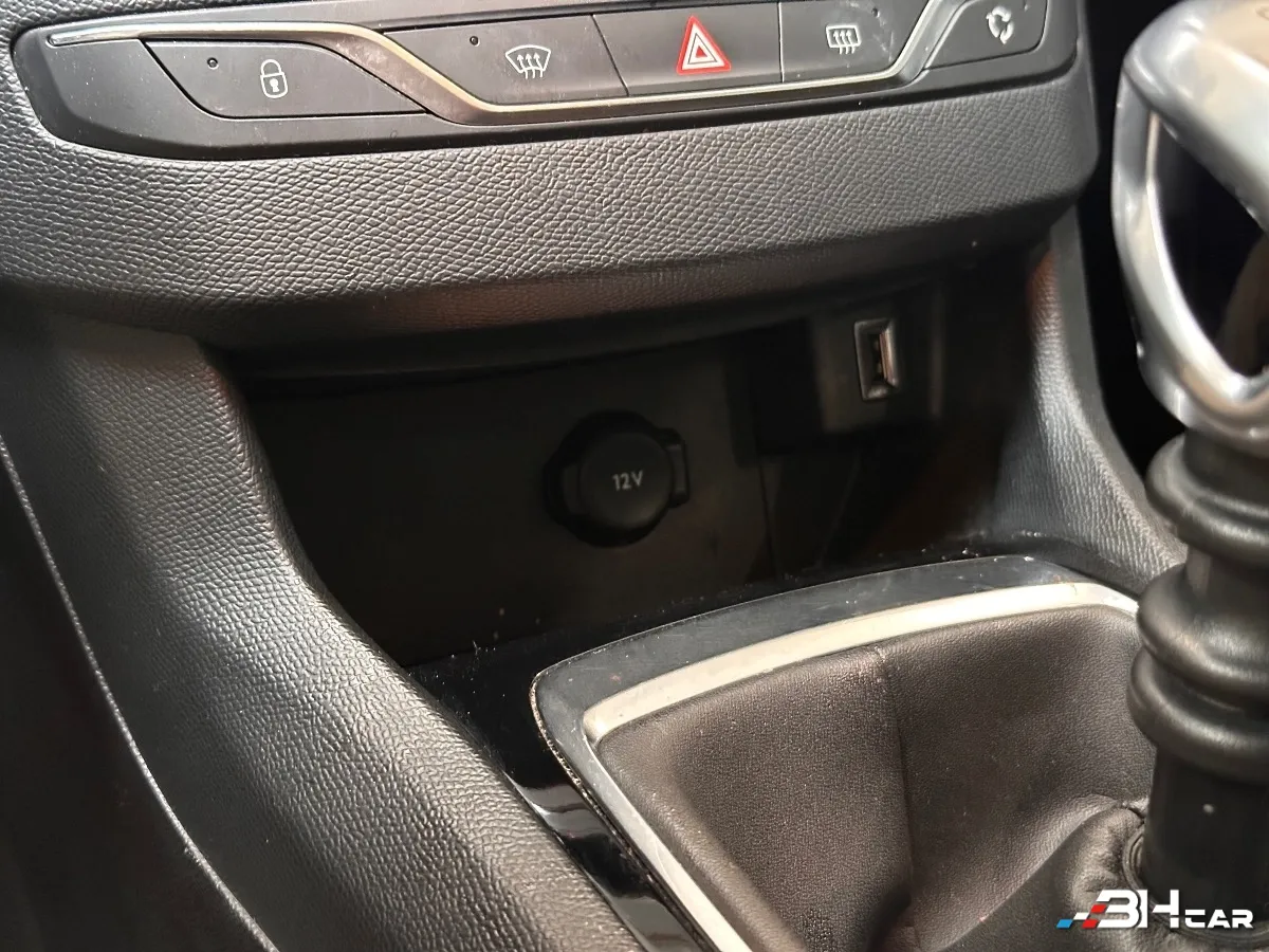 Peugeot 308 - photo 11