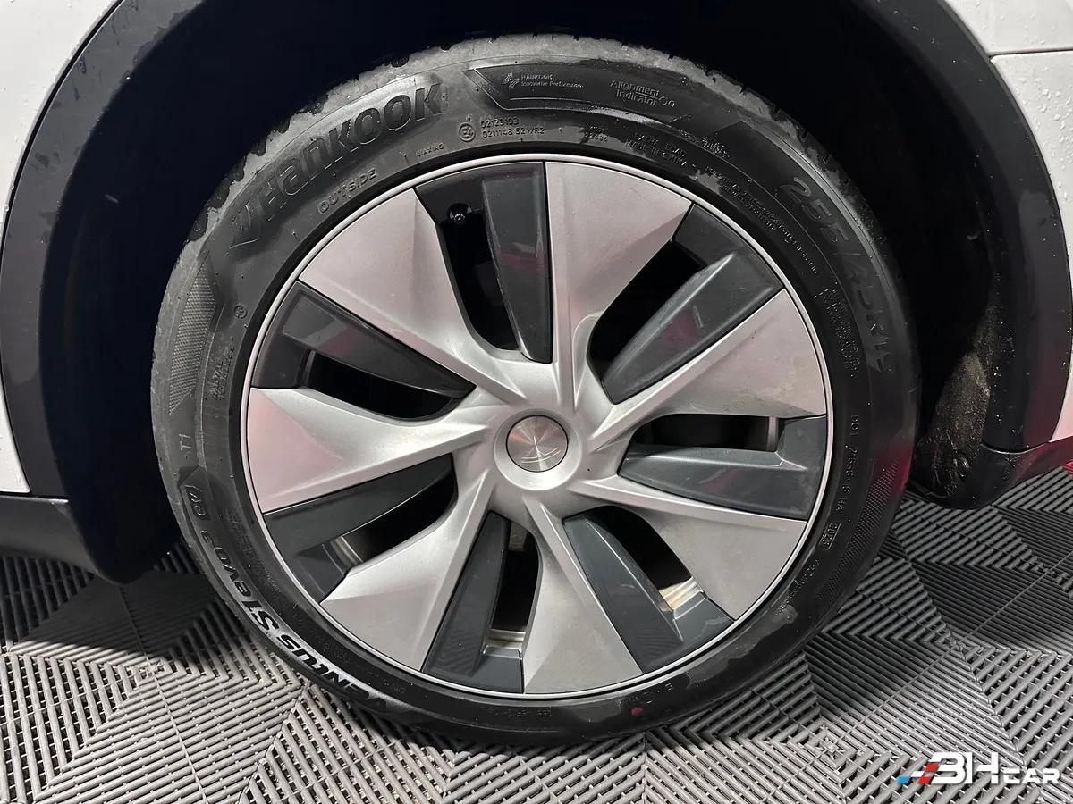 Aperçu indisponible de Tesla Model-y