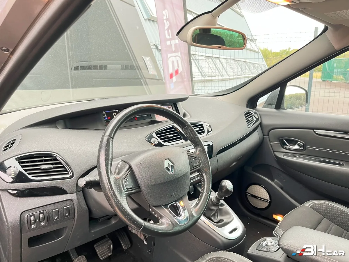 Renault Grand Scenic - photo 10