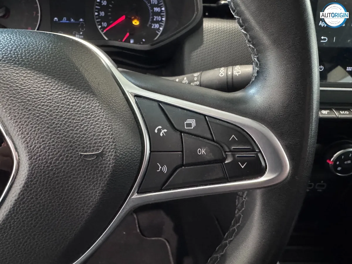 Renault Clio - photo 19