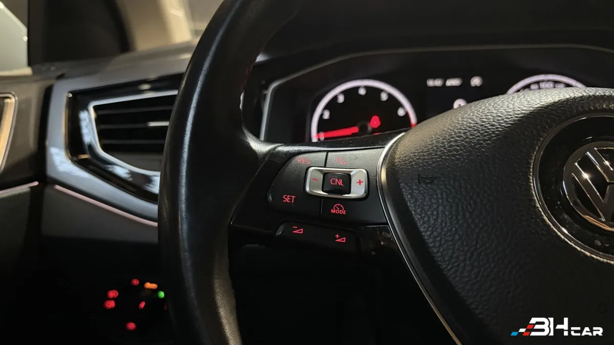 Volkswagen Polo - photo 20