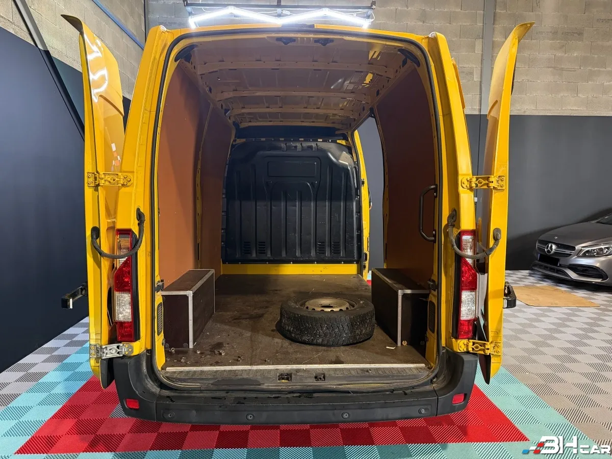 Renault Master Vu - photo 8