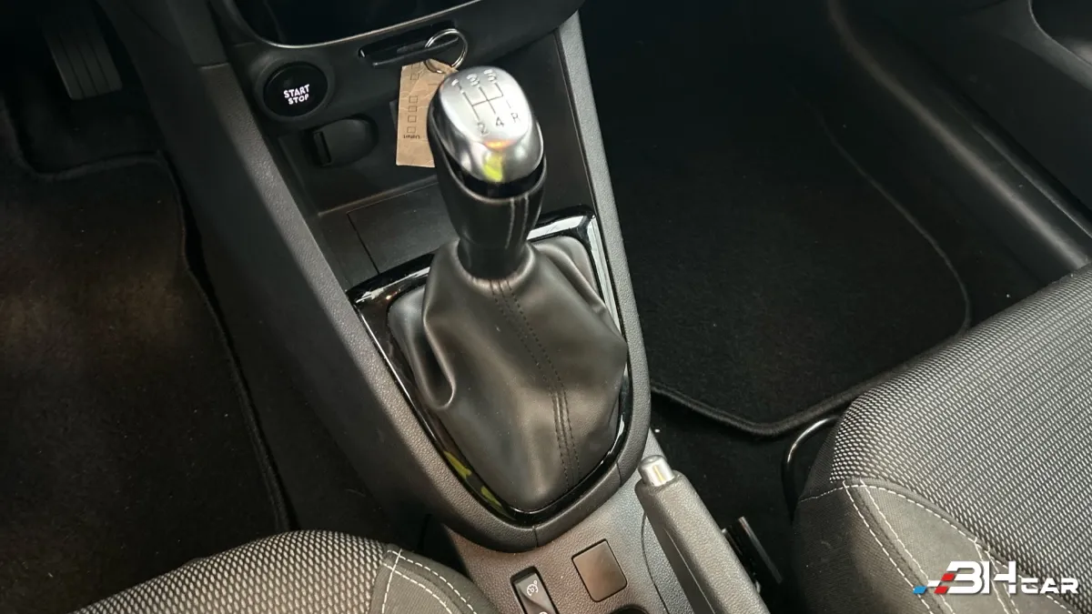 Renault Clio - photo 9