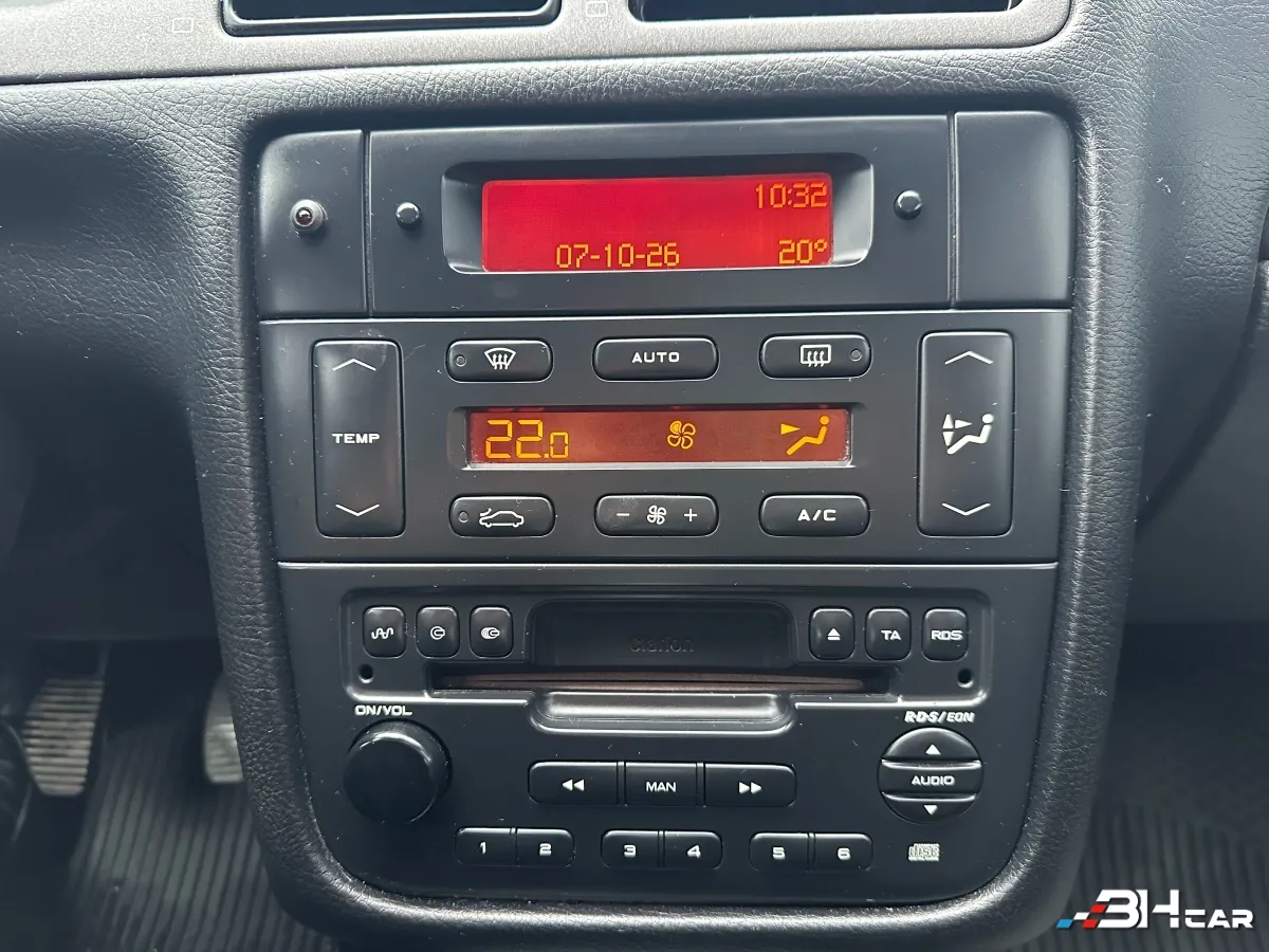 Peugeot 406 - photo 16